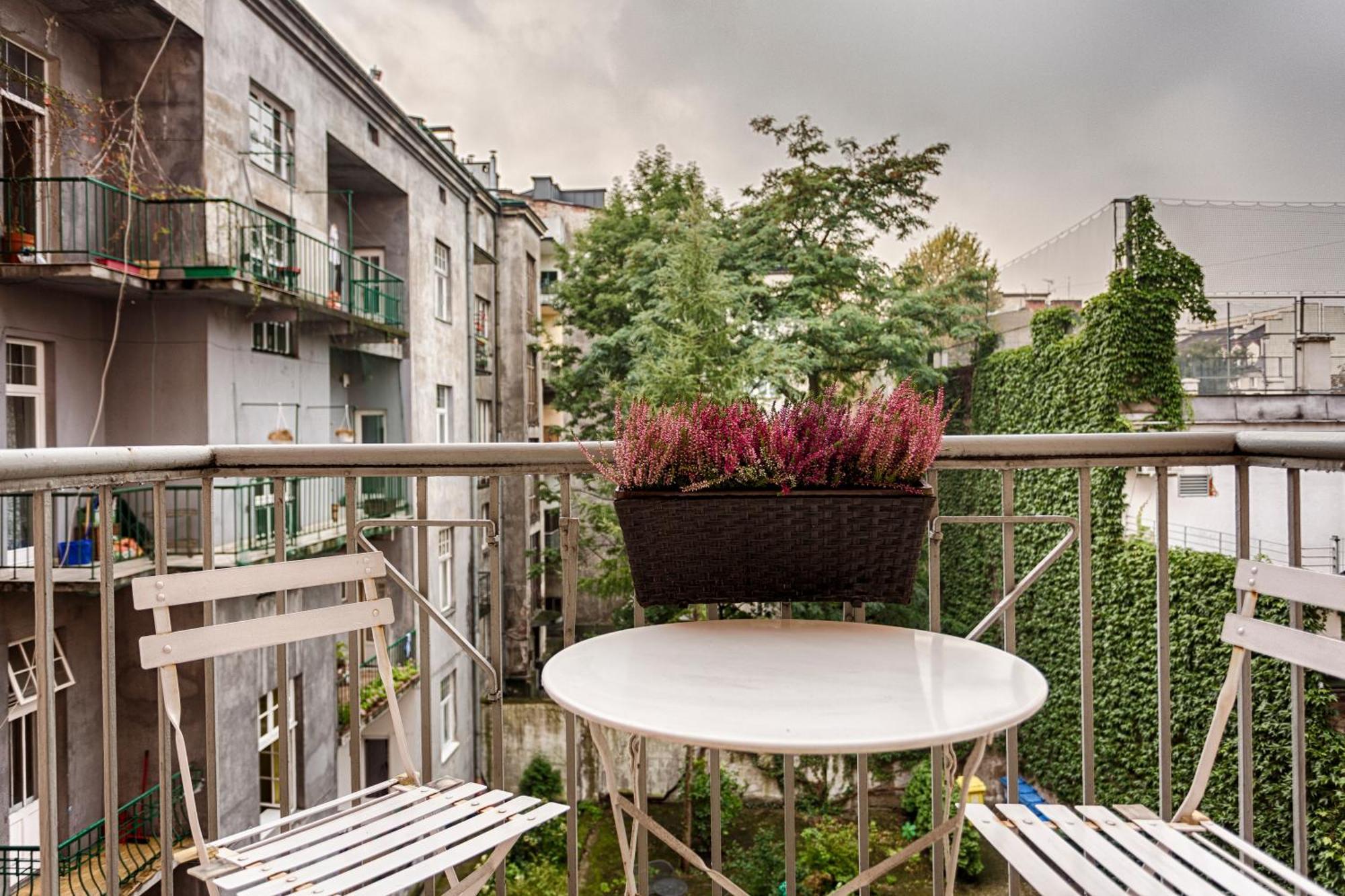 Tyzenhauz Apartments Krowoderska Street Cracóvia Exterior foto
